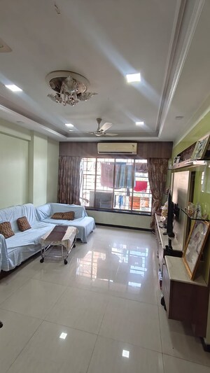 Living Room in 2 BHK Apartment at Shree Mangesh, Chembur – for Rent