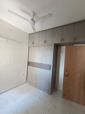 Room in 3 BHK Apartment at Pivotal Paradise, Sector 62 – for Rent