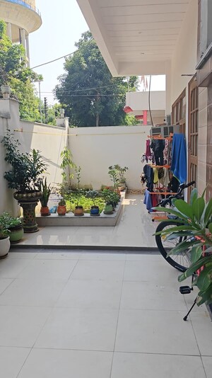 Balcony in 6+ BHK Independent House at Gomti Nagar – for Rent