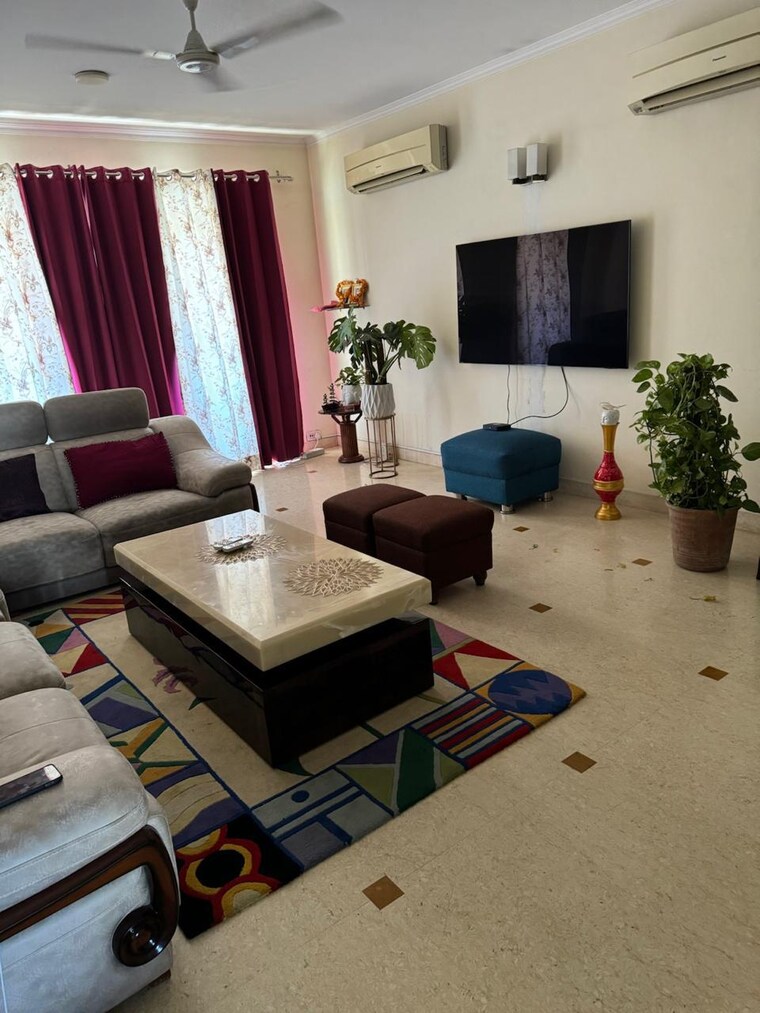 Living Room, saan-verdante 3.5 Bedroom 2475 Sq.Ft. Apartment In Sector 95 Gurgaon 9535040