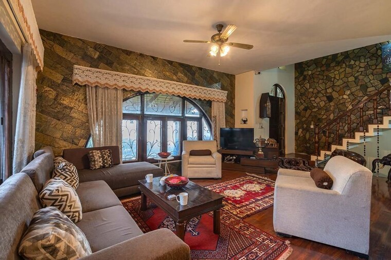 Living Room, saan-verdante 3.5 Bedroom 2475 Sq.Ft. Apartment In Sector 95 Gurgaon 9535040