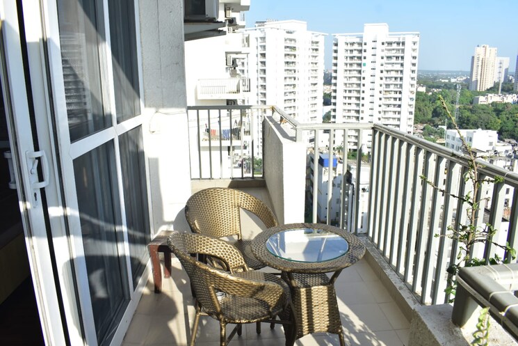 Balcony, saan-verdante 3.5 Bedroom 2475 Sq.Ft. Apartment In Sector 95 Gurgaon 9535040