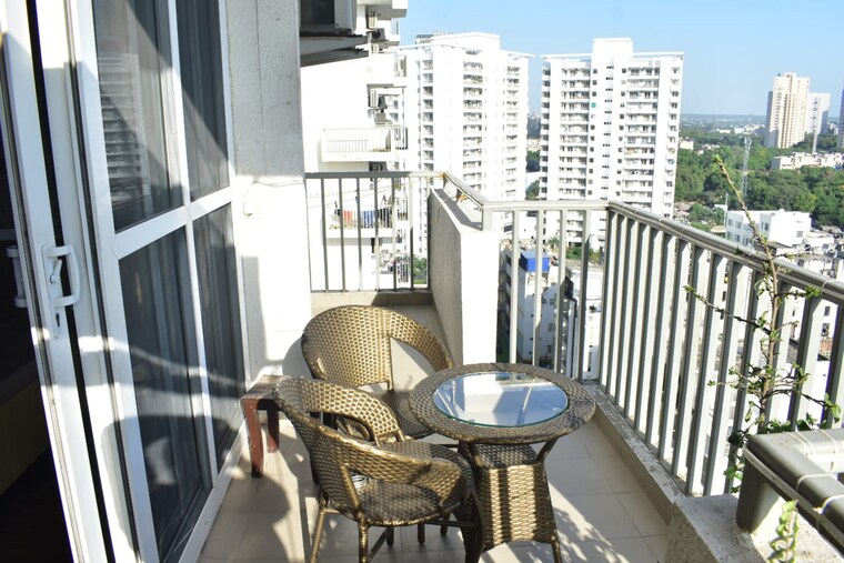 Balcony, saan-verdante 3.5 Bedroom 2475 Sq.Ft. Apartment In Sector 95 Gurgaon 9535040