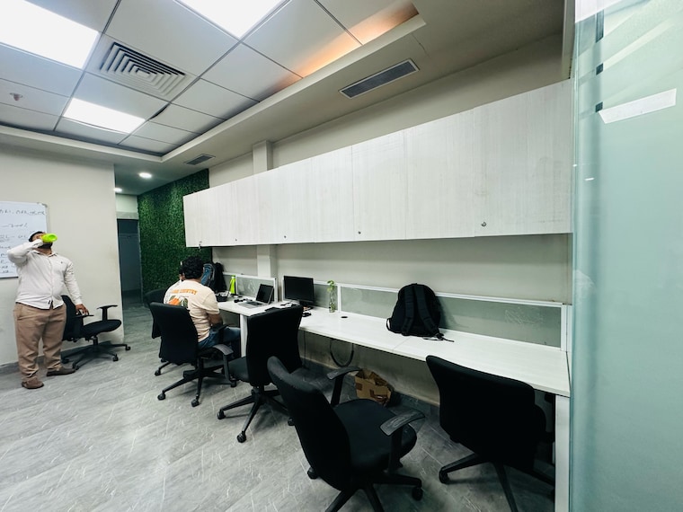 Team Area, vipul-business-park Commercial Office Space 850 Sq.Ft. In Tikri Gurgaon 9535043