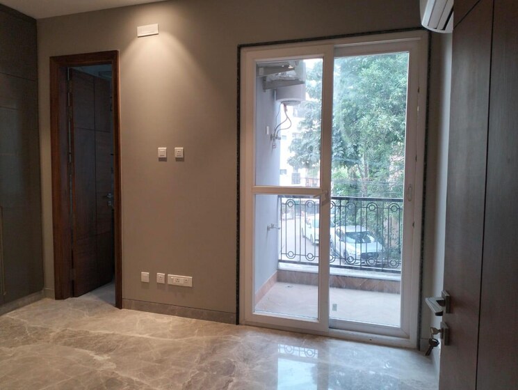 Room, kalkaji 3 Bedroom 2000 Sq.Ft. Builder Floor In Kalkaji Delhi 9535079