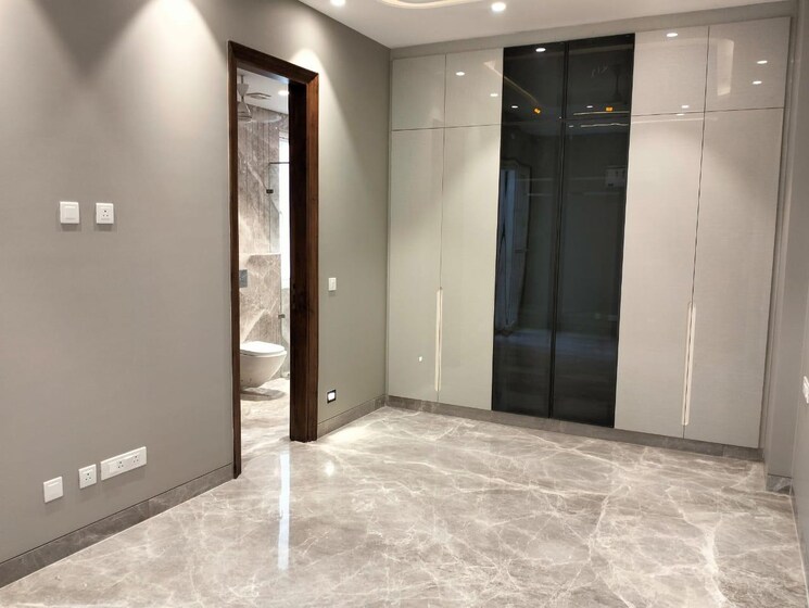 undefined, kalkaji 3 Bedroom 2000 Sq.Ft. Builder Floor In Kalkaji Delhi 9535079