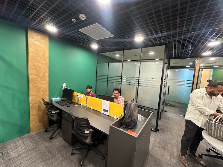 Team Area, vipul-business-park Commercial Office Space 1099 Sq.Ft. In Tikri Gurgaon 9535089