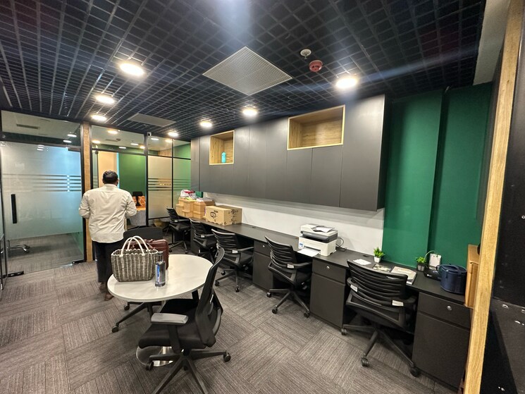 Gym, vipul-business-park Commercial Office Space 1099 Sq.Ft. In Tikri Gurgaon 9535089