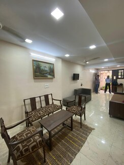 3 BHK Builder Floor For Sale in Defence Colony