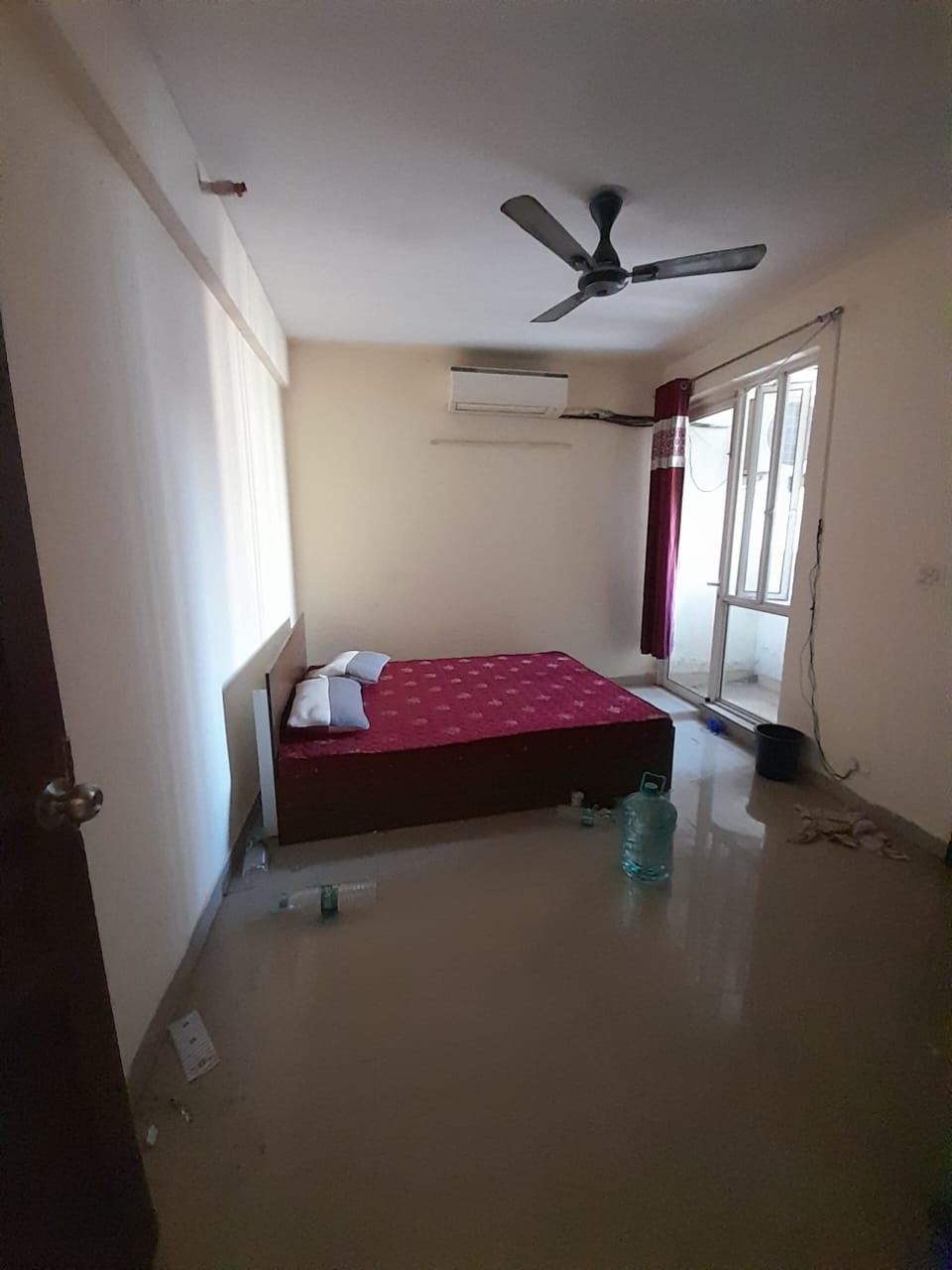 2 BHK + Study Room Apartment For Rent in Sikka Karnam Greens