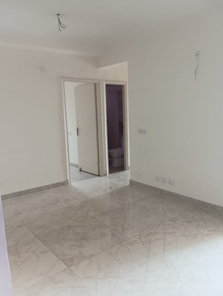 Room, gaurs-siddhartham 2 Bedroom 945 Sq.Ft. Apartment In Siddharth Vihar Ghaziabad 9535121