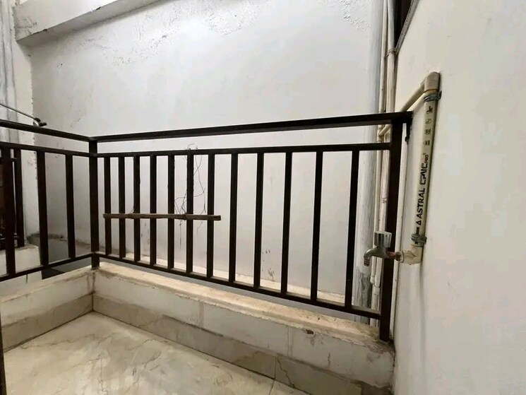 Balcony, chattarpur 2 Bedroom 1000 Sq.Ft. Builder Floor In Chattarpur Delhi 9535134