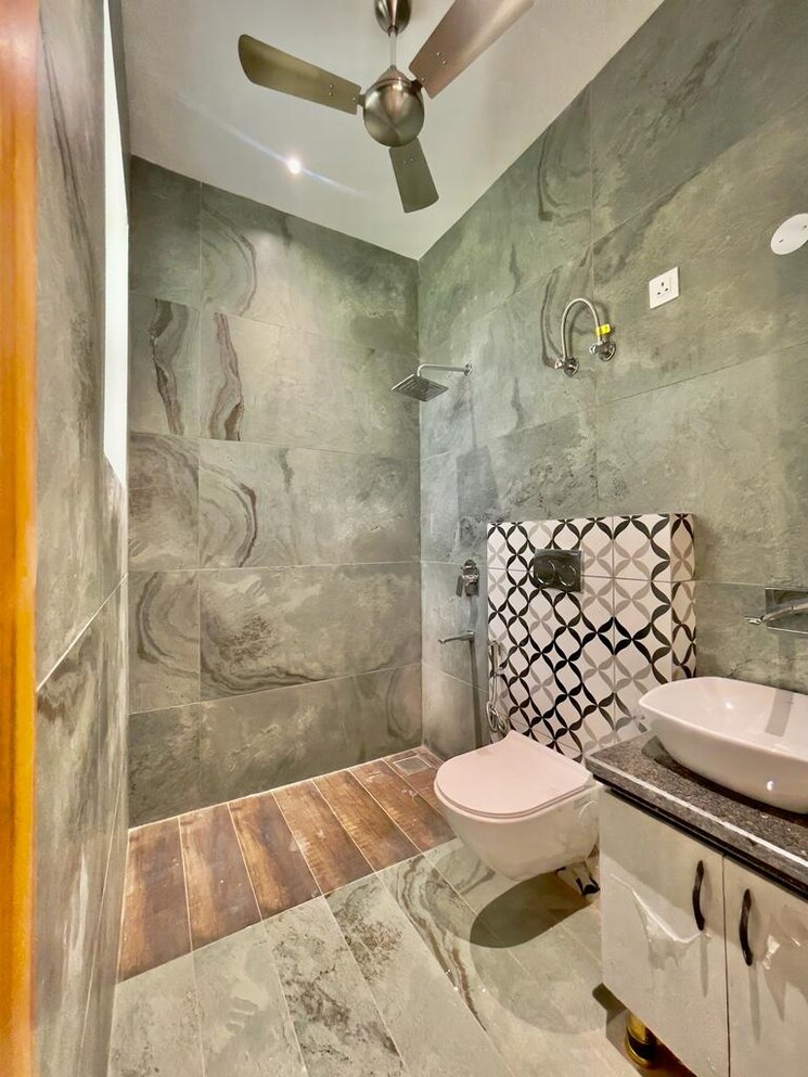 Kitchen, nandita-mayfair-park 3 Bedroom 964 Sq.Ft. Apartment In Kishanpura Zirakpur 9535133