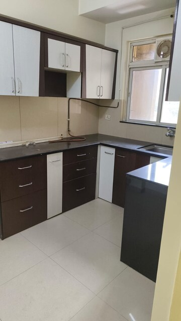 Kitchen in 2 BHK Apartment at Hiranandani Meadows, Manpada – for Rent