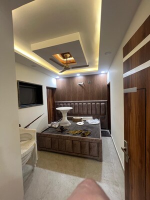 Master Bedroom in 3.5 BHK Apartment at Dwarka – for Rent