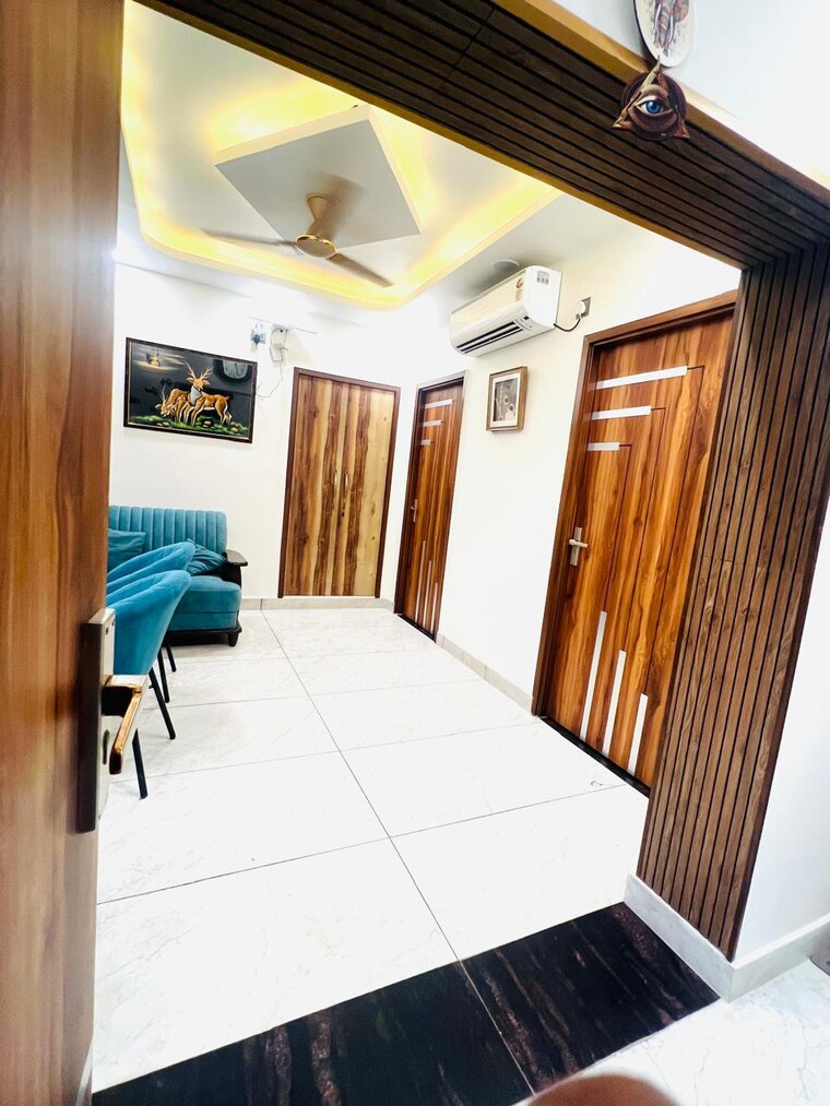 Room, dwarka 3.5 Bedroom 950 Sq.Ft. Apartment In Dwarka Delhi 9535321