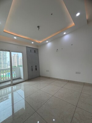 Room in 4 BHK Apartment at Samridhi Daksh Avenue, Sector 150 – for Sale