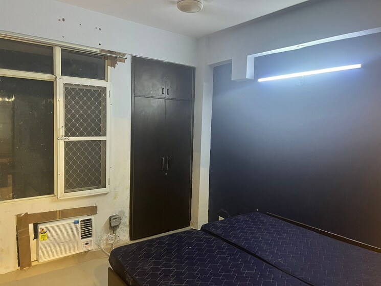 Room, sector 135 2 Bedroom 632 Sq.Ft. Builder Floor In Sector 135 Noida 9535432