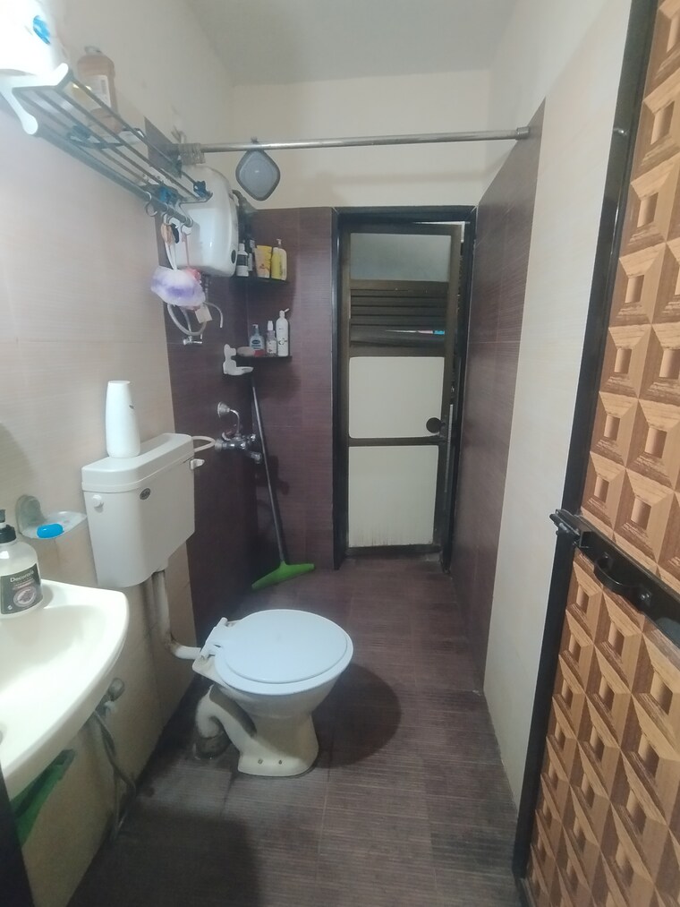 Bathroom, akashganga-complex-kavesar 2 Bedroom 650 Sq.Ft. Apartment In Kavesar Thane 9535287