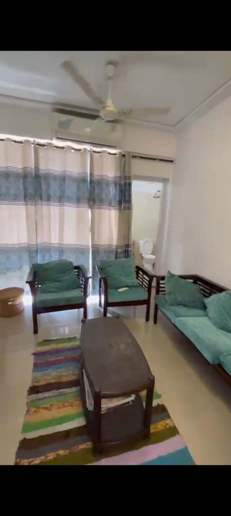 Master Bedroom, puri-pratham 2.5 Bedroom 1300 Sq.Ft. Apartment In Sector 84 Faridabad 9535308