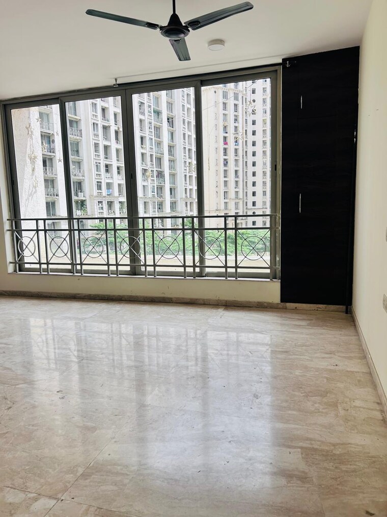 Room, cosmos-county-ii 2 Bedroom 600 Sq.Ft. Apartment In Ghodbunder Road Thane 9535334