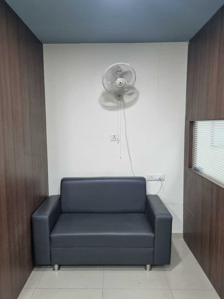 Bathroom, shivalik-shilp Commercial Office Space 789 Sq.Ft. In Sanidhya Ahmedabad 9535331