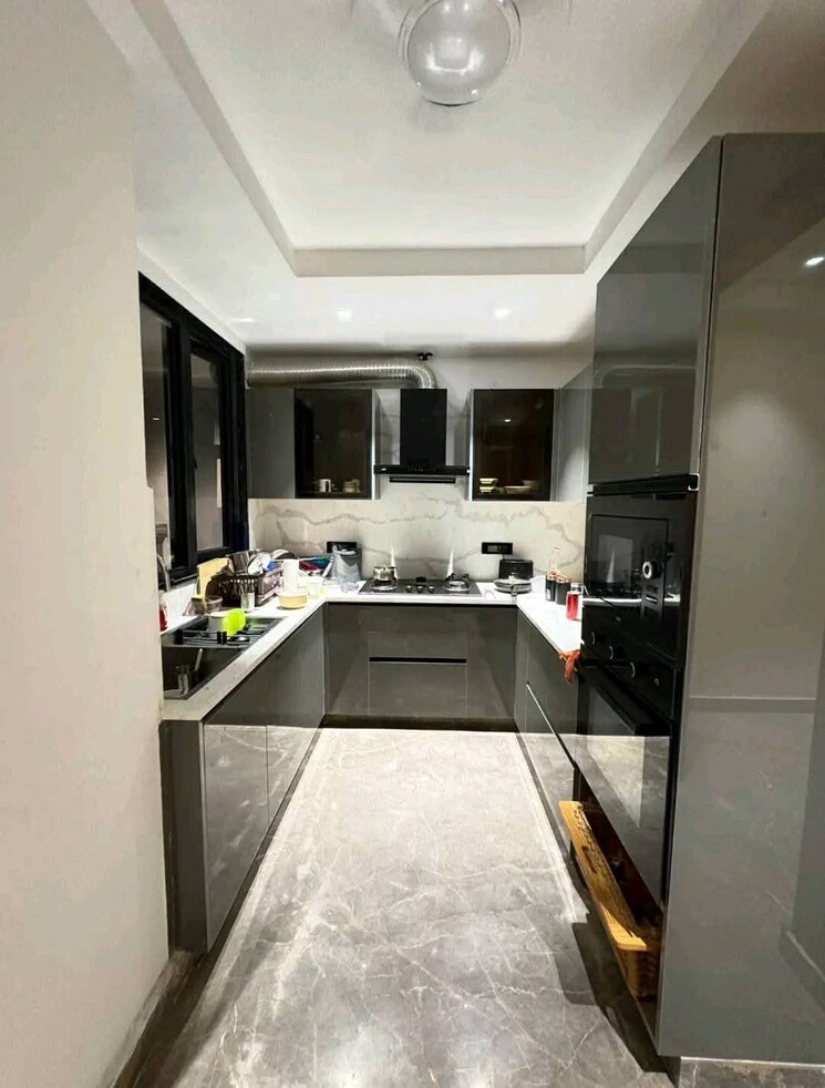 Kitchen, freedom fighters enclave 3 Bedroom 1500 Sq.Ft. Apartment In Freedom Fighters Enclave Delhi 9535402