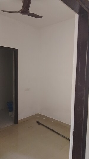 Room in 3 BHK Apartment at Divine Meadows, Sector 108 – for Rent