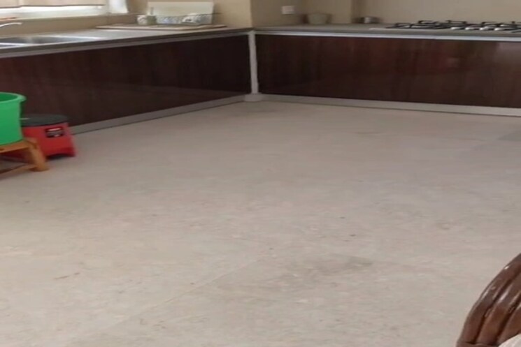  Parking, sector 102 3.5 Bedroom 2463 Sq.Ft. Apartment In Sector 102 Gurgaon 9535540