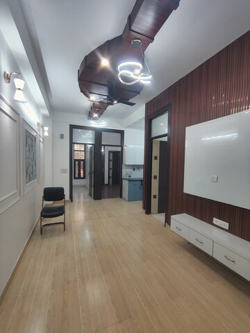 Room in 2 BHK Builder Floor at Icon Regency, Vaishali Sector 4 – for Sale