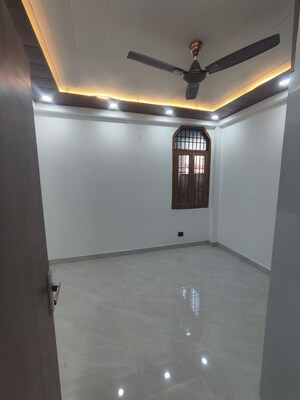 Room in 2 BHK Builder Floor at Icon Regency, Vaishali Sector 4 – for Sale