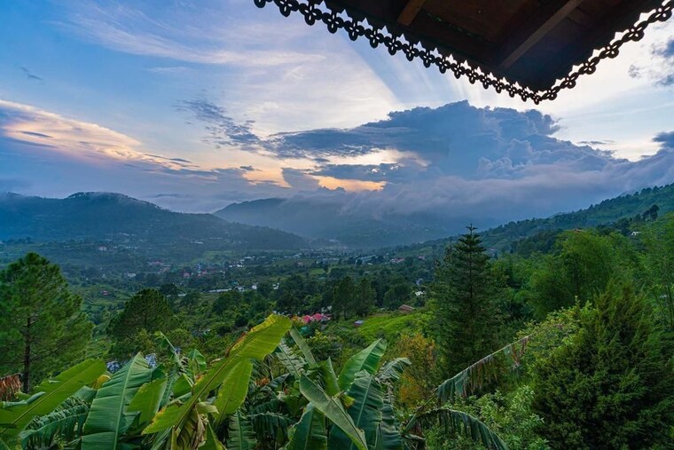 Garden, vatika-seven-elements 4 Bedroom 2795 Sq.Ft. Penthouse In Sector 89a Gurgaon 9535606