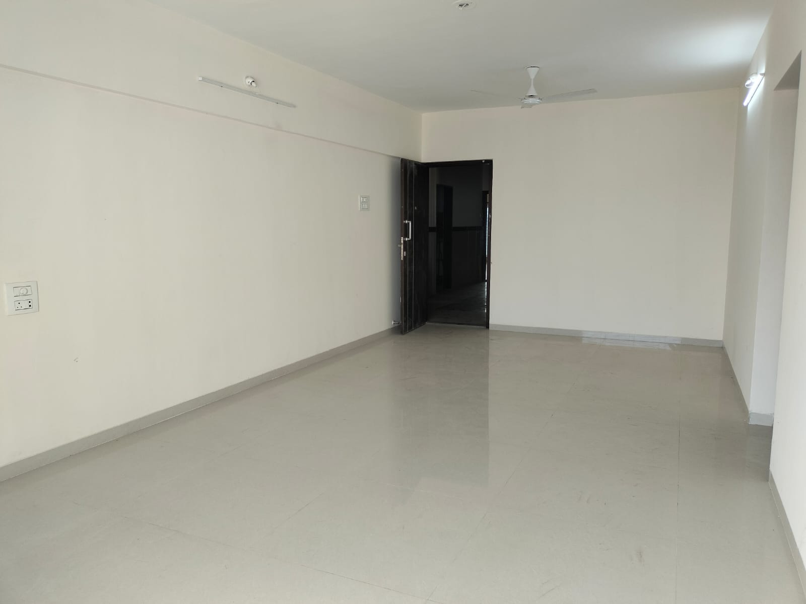 3 BHK 1000 Sq.Ft. Apartment in Jangid Galaxy
