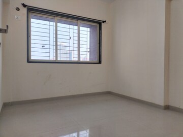 Room in 3 BHK Apartment at Jangid Galaxy, Ghodbunder Road – for Rent
