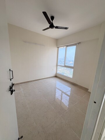 Room in 2 BHK Apartment at Signature The Millennia 3, Sector 37d – for Rent