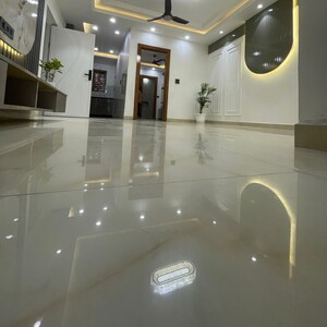 Team Area in 3 BHK Builder Floor at BPTP District 3, Sector 85 – for Sale