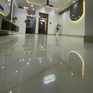 Team Area in 3 BHK Builder Floor at BPTP District 3, Sector 85 – for Sale