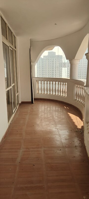 Kitchen in 3.5 BHK Builder Floor at SDS NRI Residency, Sector 45 – for Rent