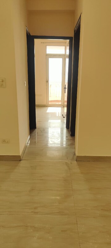 Building Lobby in 3.5 BHK Builder Floor at SDS NRI Residency, Sector 45 – for Rent