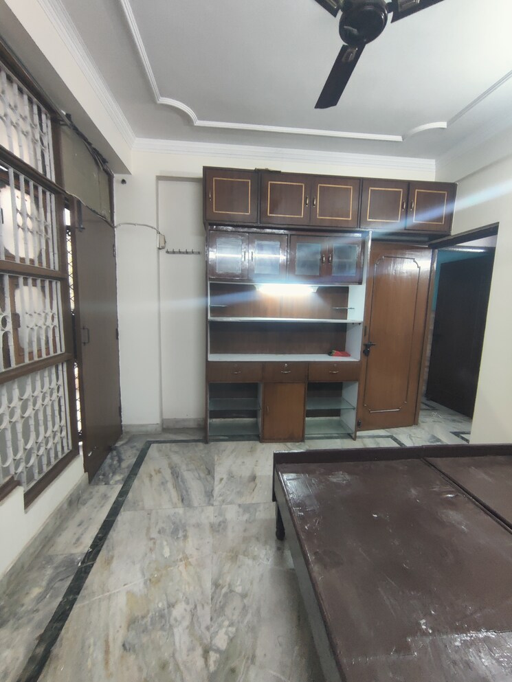 Living Room, shri-ram-plaza-vaishali 2 Bedroom 1065 Sq.Ft. Builder Floor In Vaishali Sector 4 Ghaziabad 9535728