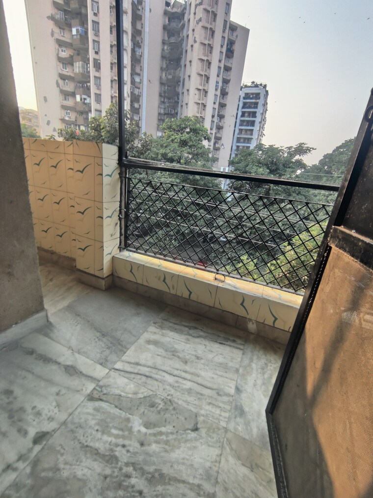 Balcony, shri-ram-plaza-vaishali 2 Bedroom 1065 Sq.Ft. Builder Floor In Vaishali Sector 4 Ghaziabad 9535728