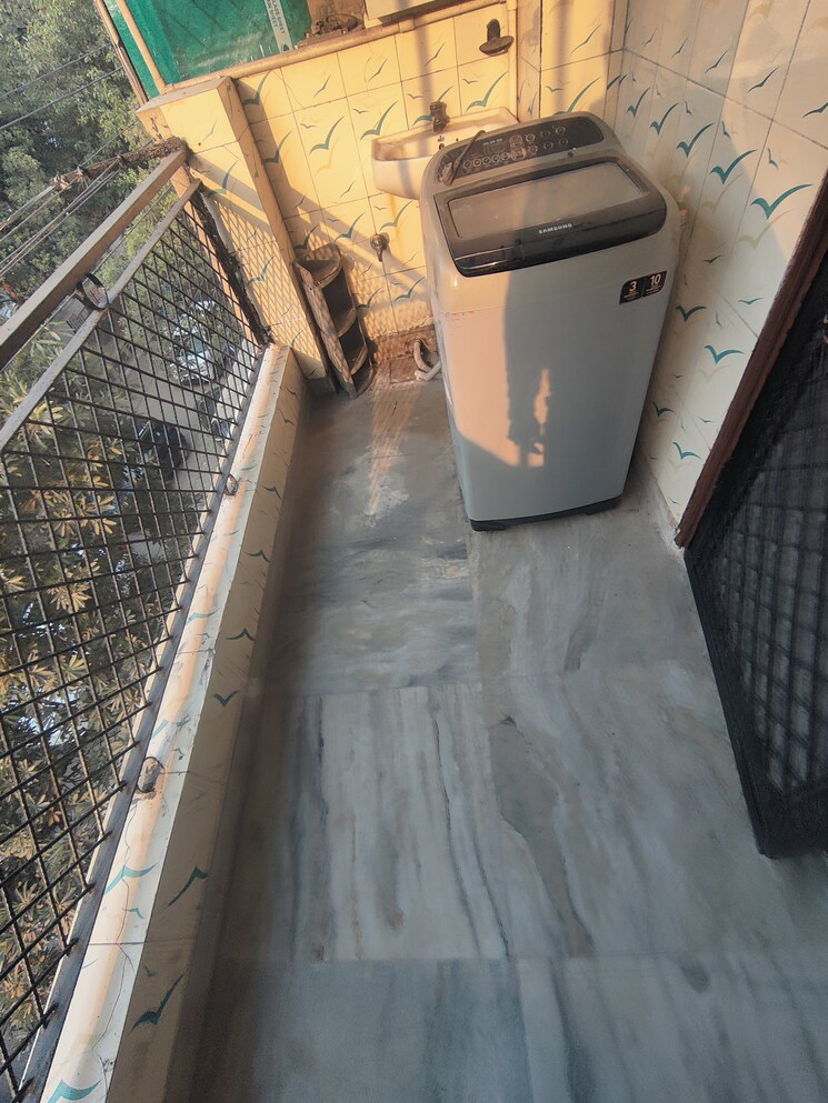 Balcony, shri-ram-plaza-vaishali 2 Bedroom 1065 Sq.Ft. Builder Floor In Vaishali Sector 4 Ghaziabad 9535728