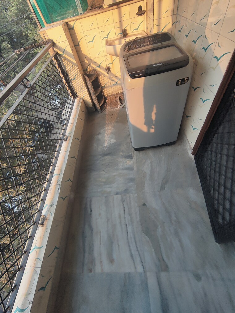 Balcony, shri-ram-plaza-vaishali 2 Bedroom 1065 Sq.Ft. Builder Floor In Vaishali Sector 4 Ghaziabad 9535728