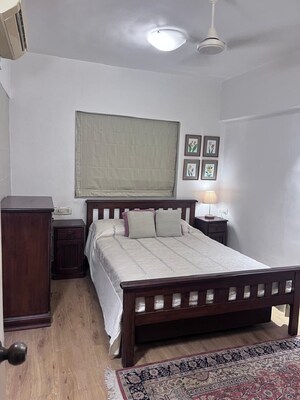 Bedroom in 3 BHK Apartment at Bandra West – for Rent