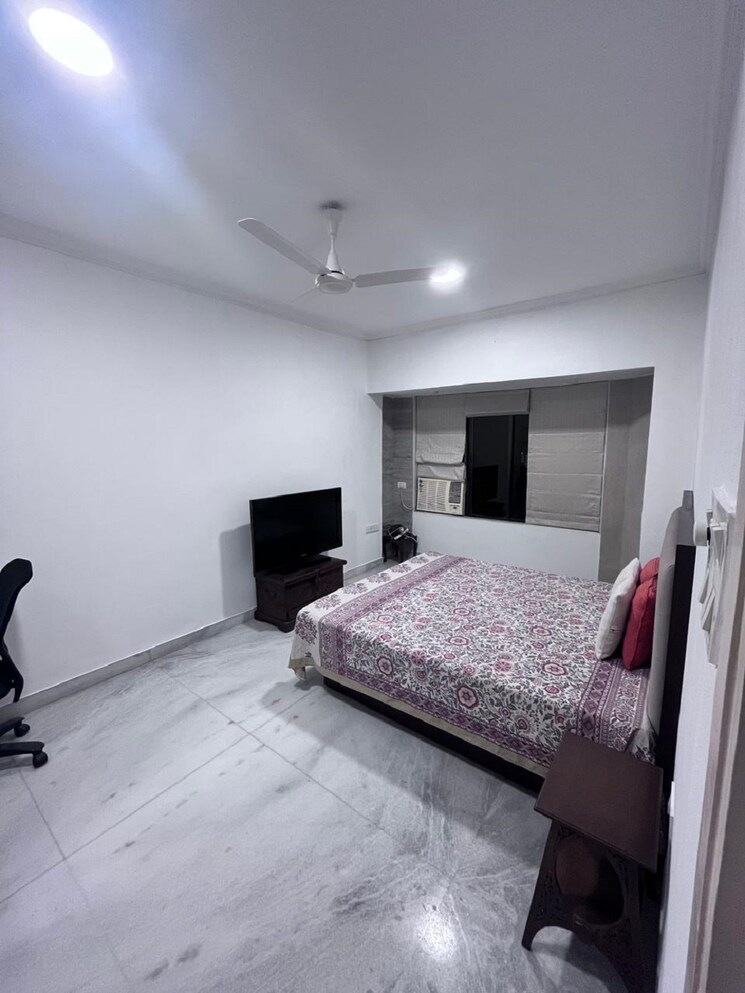 Bedroom, bandra west 3 Bedroom 1100 Sq.Ft. Apartment In Bandra West Mumbai 9535744