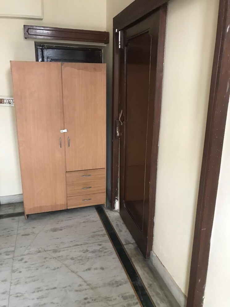 undefined, rwa-apartments-sector-30 1 Bedroom 750 Sq.Ft. Independent House In Sector 30 Noida 9535792