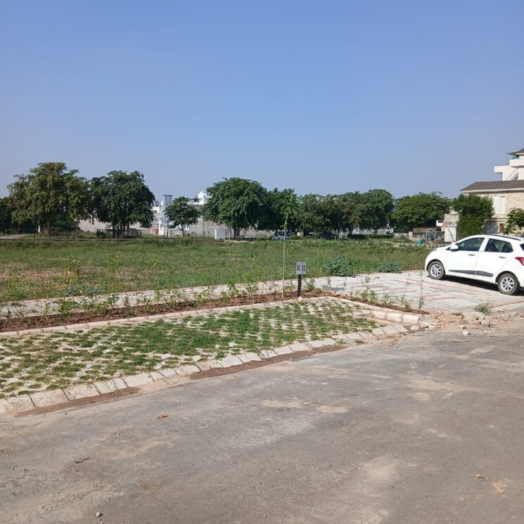 undefined, sector 109  450 Sq.Yd. Plot In Sector 109 Mohali 9535777