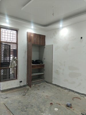 Room in 3 BHK Builder Floor at Espire Hamilton Heights, Sector 37 – for Sale