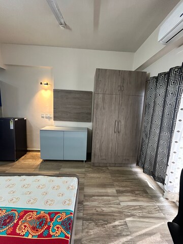 Bedroom in 1 BHK Apartment at Paramount Golfforeste, Zeta I Greater Noida – for Rent