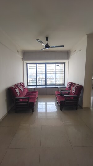 2 BHK Apartment For Rent in Jasmine Tower, Vasant Vihar
